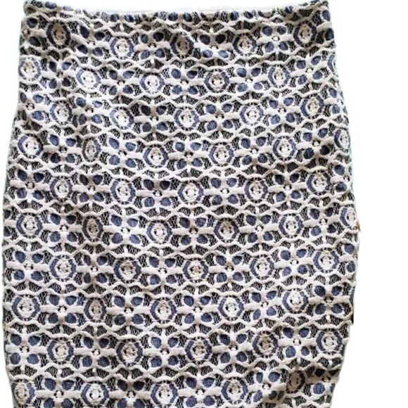 Studio M Crochet Overlay Light Blue Skirt - Picture 1 of 3